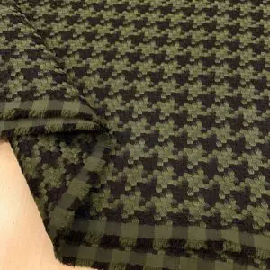 Haki Kazayağı Desenli Poliviskon Şanel Kumaş 145