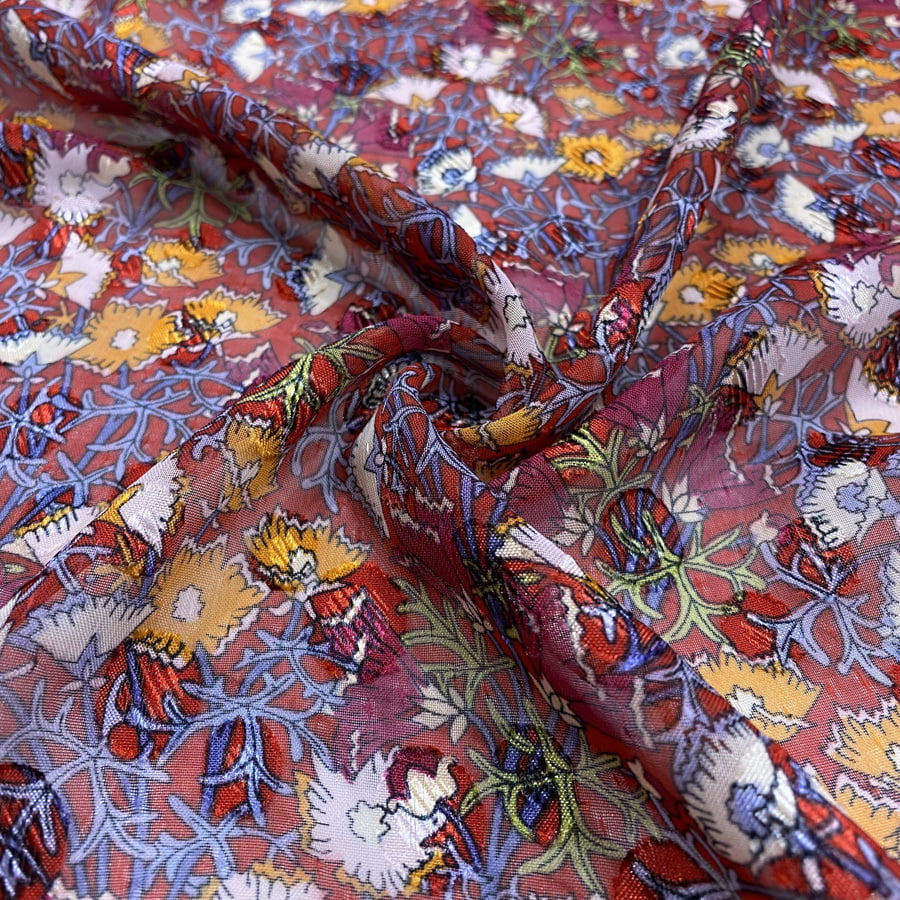 Bordo Çiçekli Jakarlı Şifon Kumaş 160 Bordo Çiçekli Jakarlı Şifon Kumaş 160