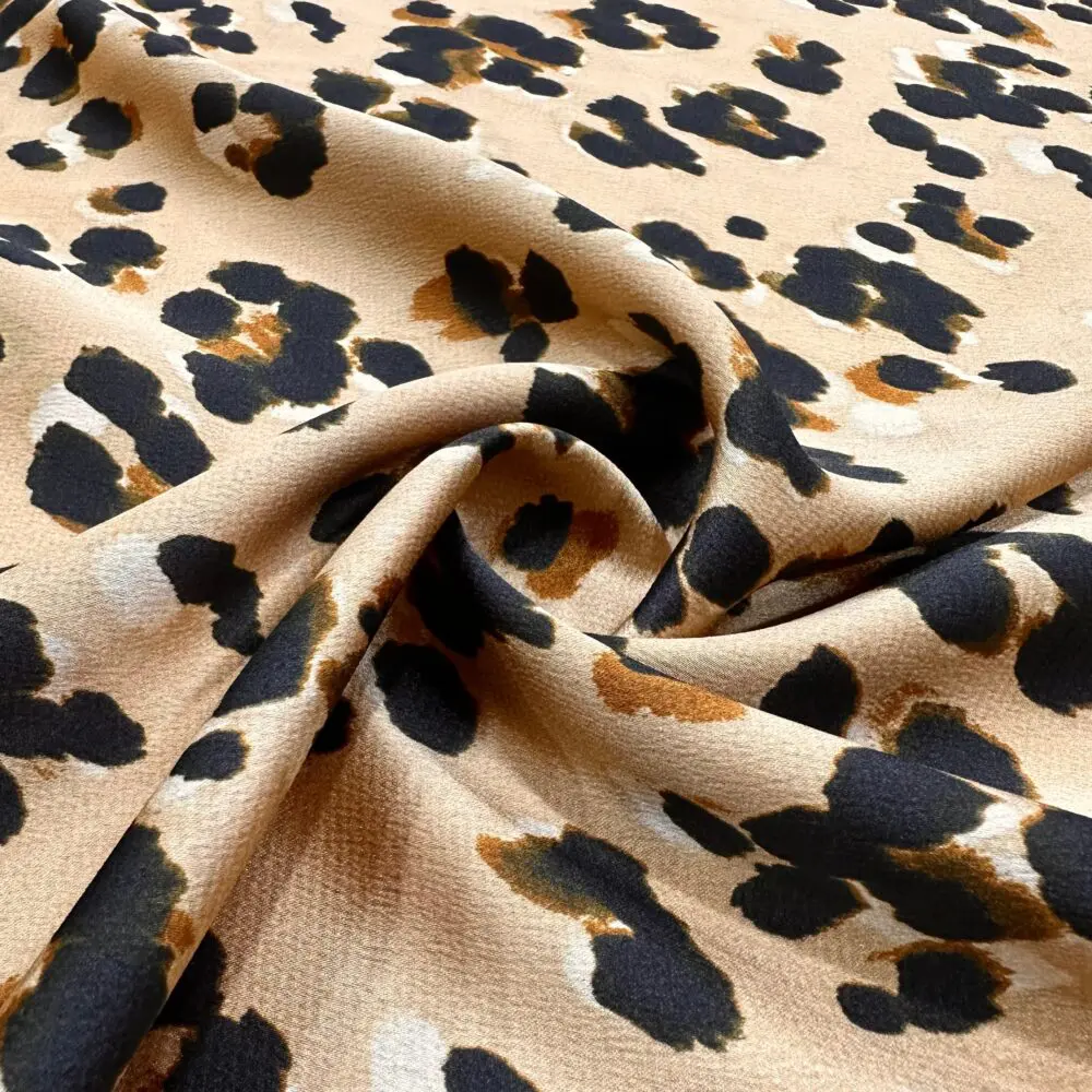 Leopar Desenli Saten