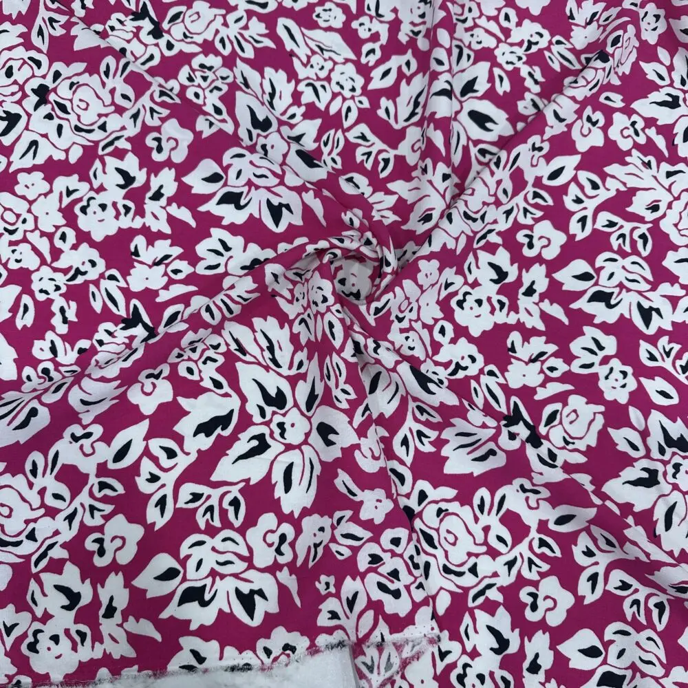 Pembe Çiçek Desenli Pamuk Viskon Kumaş Pembe Çiçek Desenli Pamuk Viskon Kumaş